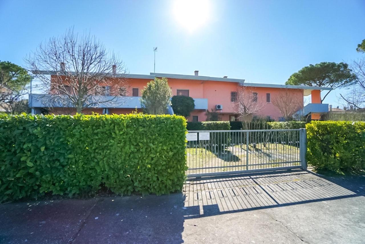 Villaggio Le Ginestre Bibione Exterior foto